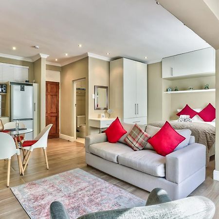 Fairmile On Main Apartment Кейптаун Екстериор снимка