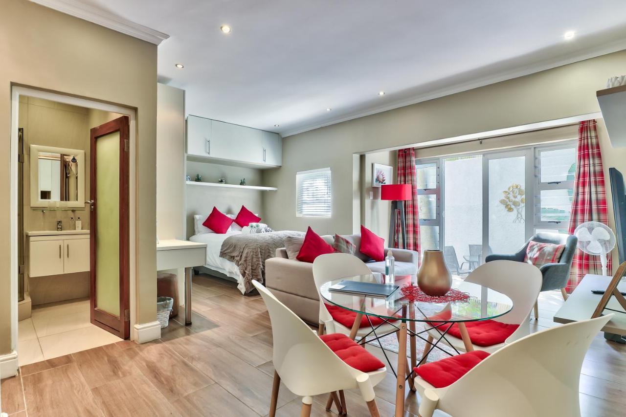 Fairmile On Main Apartment Кейптаун Екстериор снимка