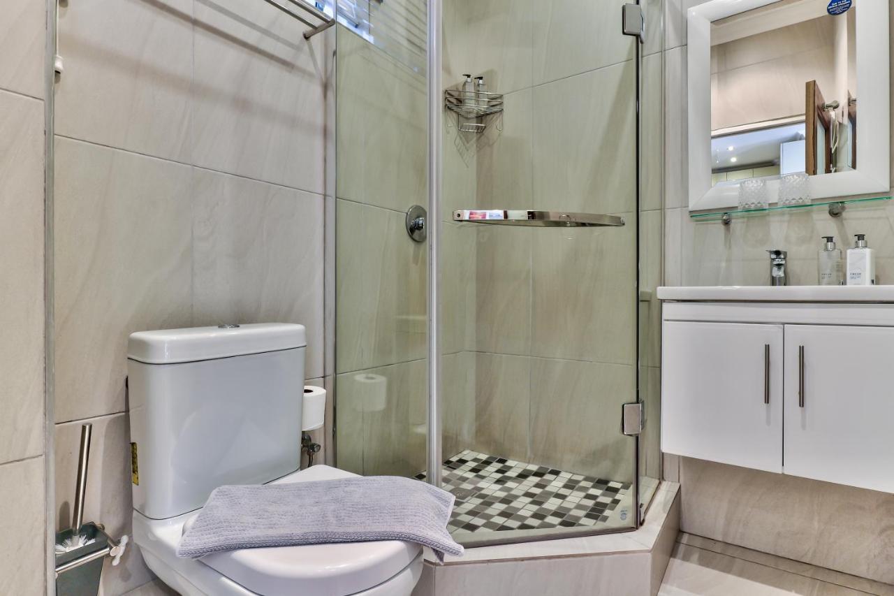 Fairmile On Main Apartment Кейптаун Екстериор снимка