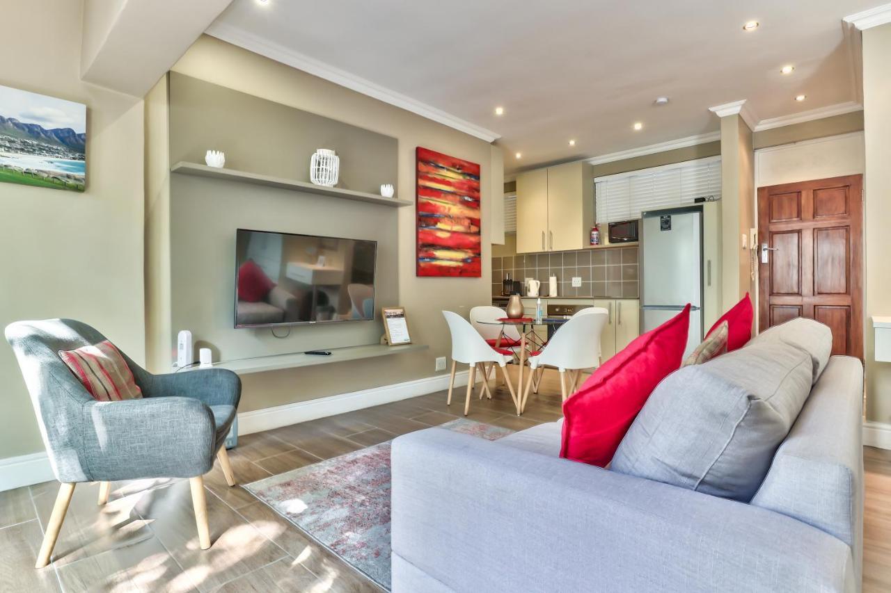 Fairmile On Main Apartment Кейптаун Екстериор снимка